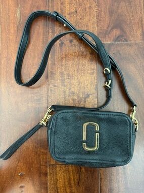 Marc Jacobs Black Softshot crossbody Bag